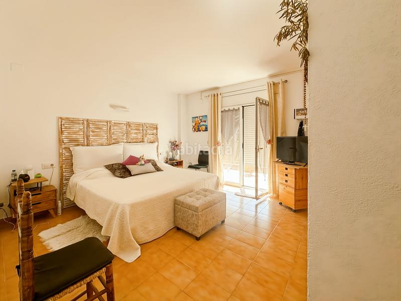 Foto cec9af68-4f10-448e-b588-31a377ea1a65. Casa  independiente y luminosa, situada en una zona tranquila a solo 100 metros de la playa de Riells, lescala.nada más entrar, des en Escala (L´)