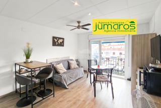 Pis  N/a. Bonito estudio totalmente equipado y confortable, situado a solo