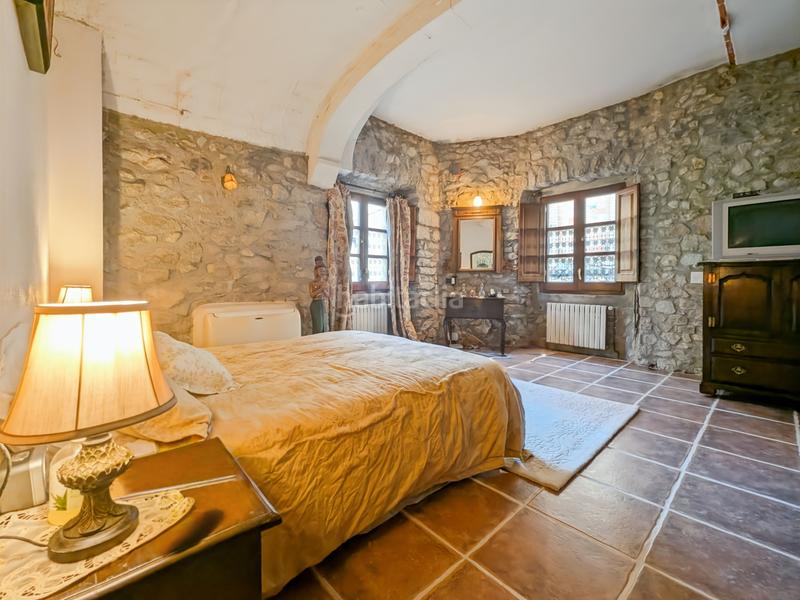 Foto d343a219-f268-4a84-ba06-026b13d51e80. Casa con riscaldamento in Agullana