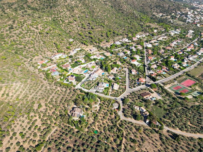 Foto d4b08f2f-ae63-4485-849f-6e86ce7eb328. Casa amb calefacció aparcament piscina a Pau