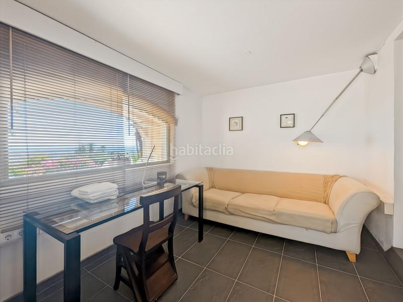 Foto e7449013-6692-472f-815b-930b7b2a54f3. Casa amb calefacció aparcament piscina a Pau