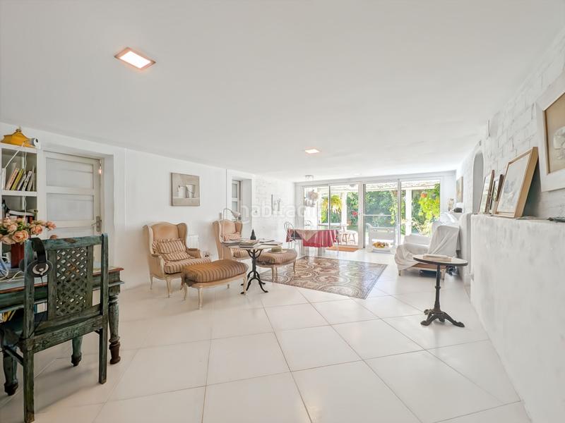 Foto fba718a6-a44d-4806-81ab-215ce86d1616. Casa amb calefacció aparcament piscina a Pau