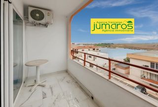 Appartement  N/a. Apartamento con vistas al mar completamente reformado en santa m
