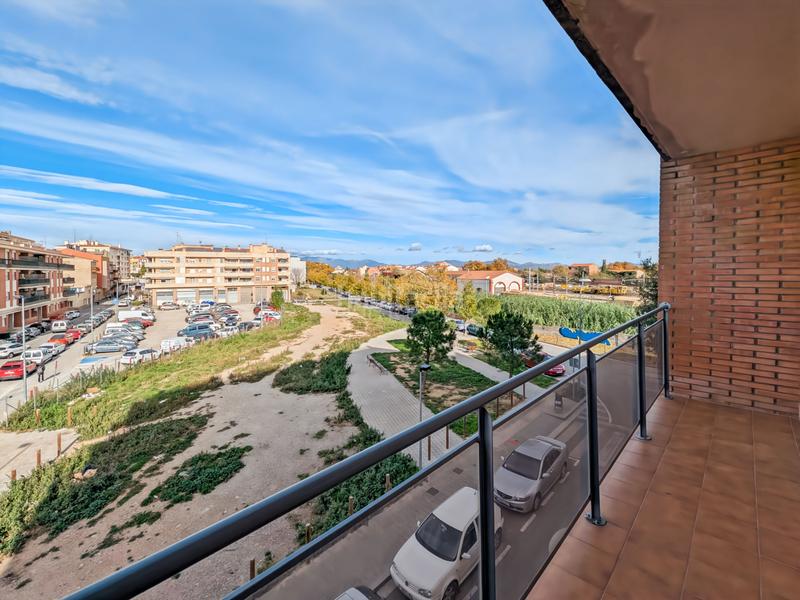 Foto 39100976-1bfb-47bd-b687-cd96d5892b72. Etagenwohnung in Creu de la Mà Figueres