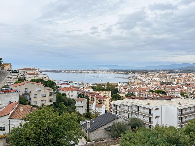 Foto b35a3d03-87ae-47d4-b51d-34d95bf402fe. Appartement avec chauffage parking dans Puig Rom-Canyelles-Almadrava Roses