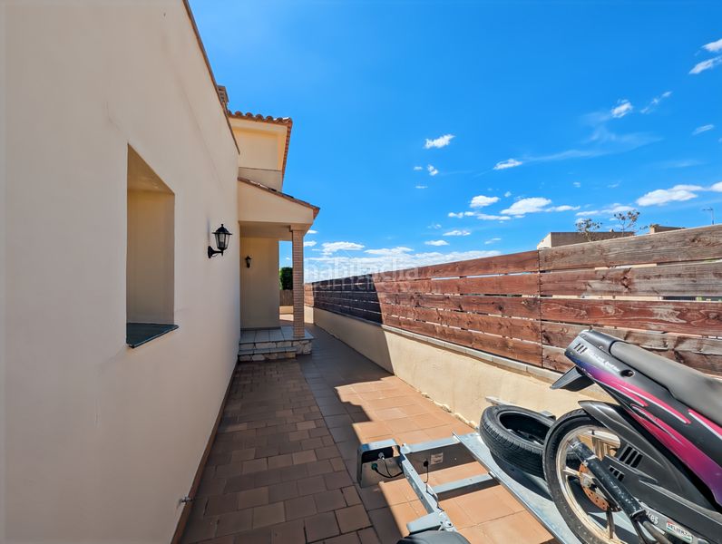 Foto a0d5d5da-1d70-4c6e-9198-dec54e4eadc8. Casa mandato en exclusivacasa independiente a cuatro vientos, en muy buen estado, construida en 2006, con mucho potencial y situada en en Pau