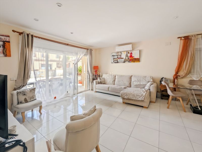 Foto a36cf03a-d47e-4124-8be3-aa141c08b00b. Casa mandato en exclusivacasa independiente a cuatro vientos, en muy buen estado, construida en 2006, con mucho potencial y situada en en Pau