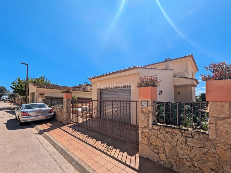 Foto d542c635-0024-4934-acdf-fccbbf4af26c. Casa mandato en exclusivacasa independiente a cuatro vientos, en muy buen estado, construida en 2006, con mucho potencial y situada en en Pau