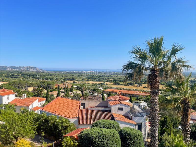 Foto cf051426-6206-4ce8-974b-90349c4a2d9b. Casa adossada amb calefacció piscina a Palau-saverdera