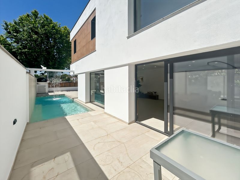 Foto 03c67eb7-afa1-4b78-8a36-55690e6743a6. Casa amb calefacció aparcament piscina a Requesens Empuriabrava