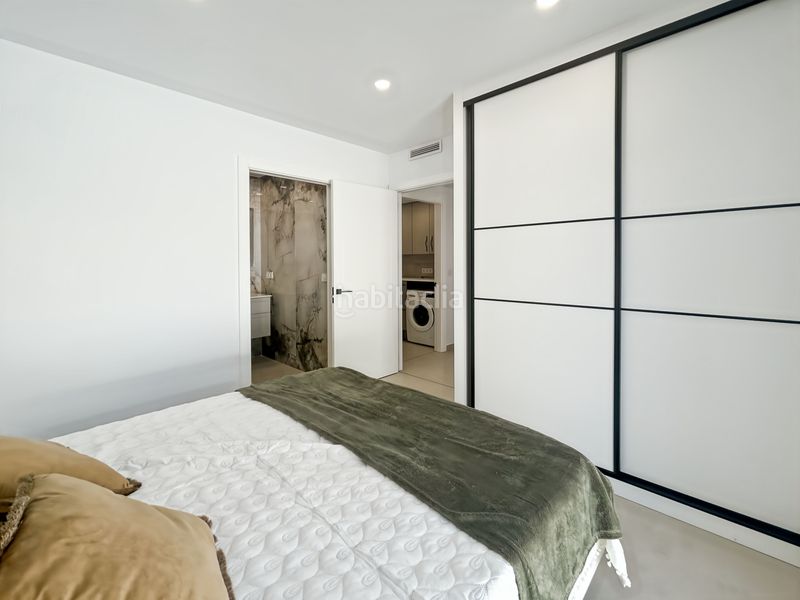 Foto 4a75edb5-da75-4439-a1a1-4ce5cfc51b10. Casa amb calefacció aparcament piscina a Requesens Empuriabrava
