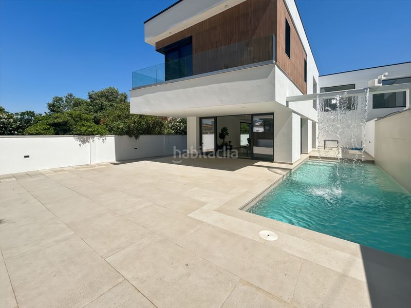 Foto 99e3a0b0-e364-4a3d-be3a-45c2674edaea. Casa amb calefacció aparcament piscina a Requesens Empuriabrava