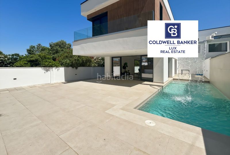 Foto a84e9923-2f13-47f0-ad72-86bc7ebf8fef. Casa amb calefacció aparcament piscina a Requesens Empuriabrava