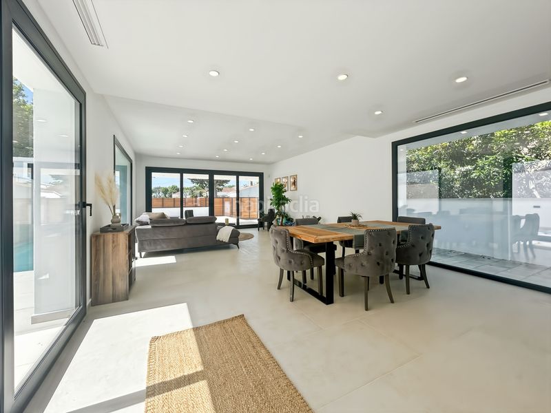 Foto e50cefab-ca14-479d-987a-752d687842cc. Casa amb calefacció aparcament piscina a Requesens Empuriabrava