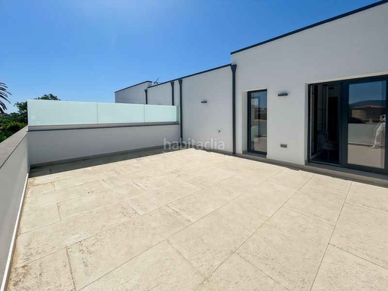 Foto f9e1a86a-de45-4b84-9682-319fc4b6df9b. Casa amb calefacció aparcament piscina a Requesens Empuriabrava