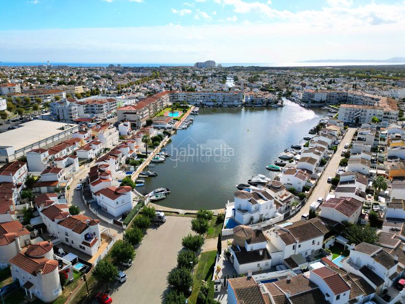 Foto bbde6167-2831-40b5-b3b3-8cf0c4e58452. Pis amb calefacció a Sant Maurici Empuriabrava