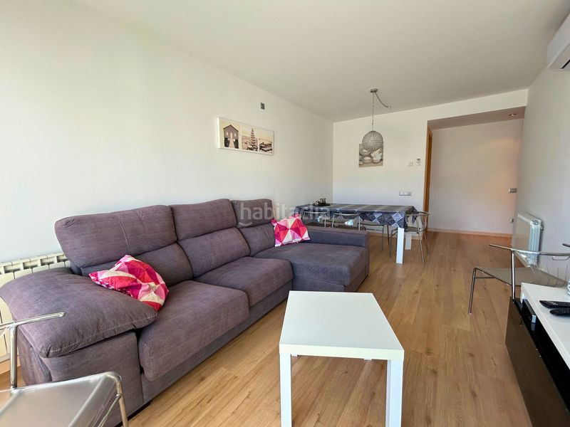 Foto c3ed7161-a97e-4da5-b294-9da3d9e384c5. Pis amb calefacció aparcament a Centre Roses