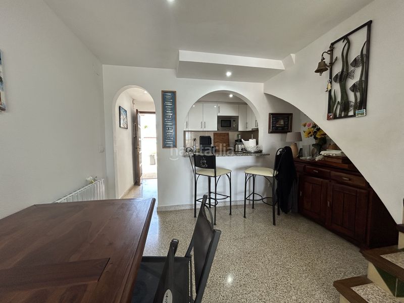 Foto b0c65b9a-e6e7-42b2-a2f1-145ce02c0983. Casa adossada amb calefacció aparcament a Santa Margarida Roses