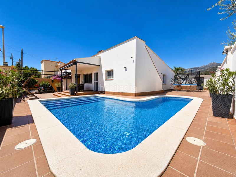 Foto c8a35ed5-c666-40bf-a6c8-20d82b9544a6. Casa amb calefacció aparcament piscina a Nord Roses