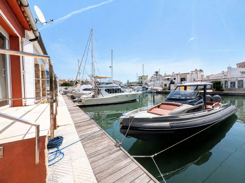 Foto b6adad06-bcef-4ef1-a979-b06bb140b2cb. Semi detached house with heating parking in Salins - Cavall de Mar Empuriabrava