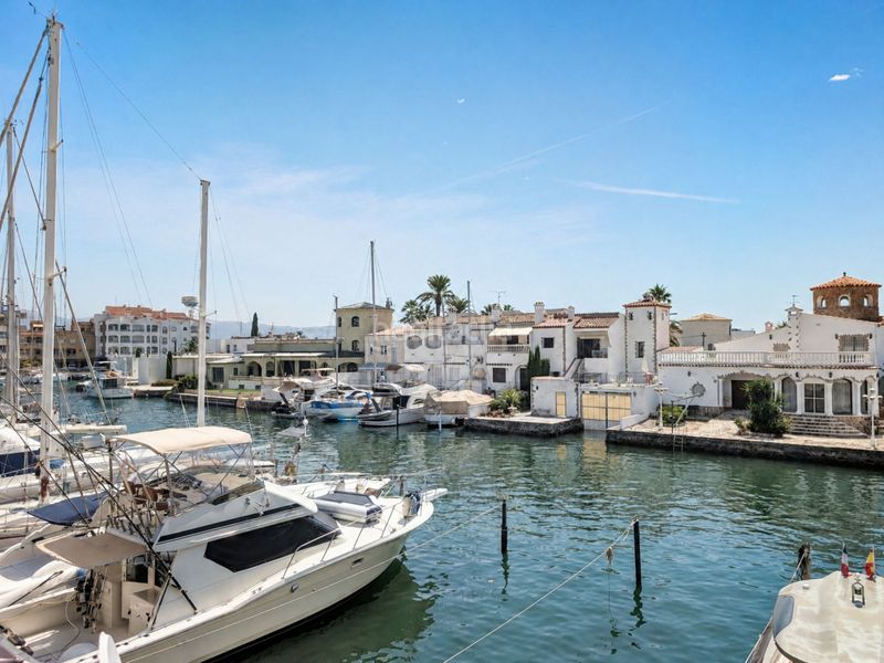 Foto 65e9ff24-29aa-49fb-a82f-408d965a45ce. Casa a schiera con riscaldamento parcheggio in Salins - Cavall de Mar Empuriabrava