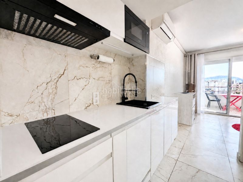 Foto e3ef9749-0a3d-4582-a6d2-7374eb32db3a. Flat with heating pool in Santa Margarida Roses