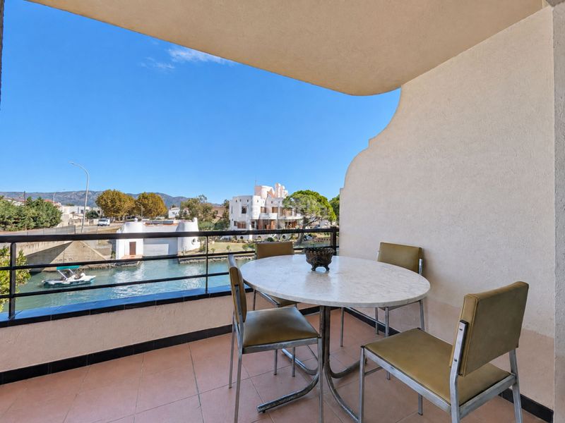 Foto 4c682f7e-a9bc-48e8-83bf-b3fa16af3266. Flat with heating parking in Port Banyuls - Port Alegre - Port Empordà Empuriabrava
