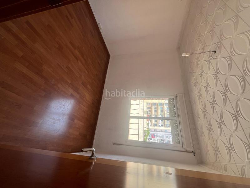 Foto 4861450d-bc7c-4570-b157-0e83344e996b. Piso centro, 3 habitaciones antes 4 , todo exterior en Ripollet