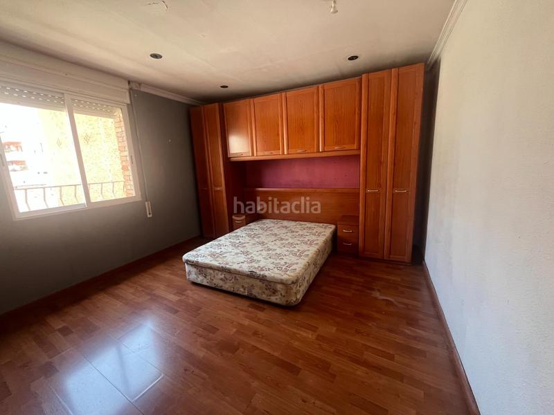 Foto 866f6a6c-1aff-462d-ad6c-20ce0dec2c5a. Piso centro, 3 habitaciones antes 4 , todo exterior en Ripollet
