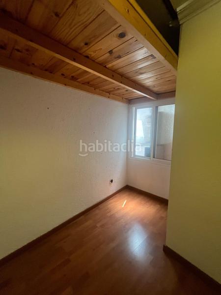 Foto c8baa887-98d8-4bb1-8cac-aeef9376e56c. Piso centro, 3 habitaciones antes 4 , todo exterior en Ripollet