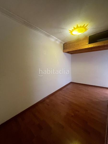 Foto ff01c683-6fee-4fae-aa81-70c6885b09b0. Piso centro, 3 habitaciones antes 4 , todo exterior en Ripollet