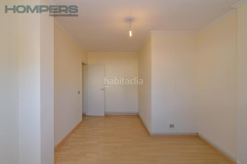 Foto 431d11e8-46c1-4a22-b5bd-16f979e1943c. Penthouse with heating parking in Sanfeliu Hospitalet de Llobregat (L´)