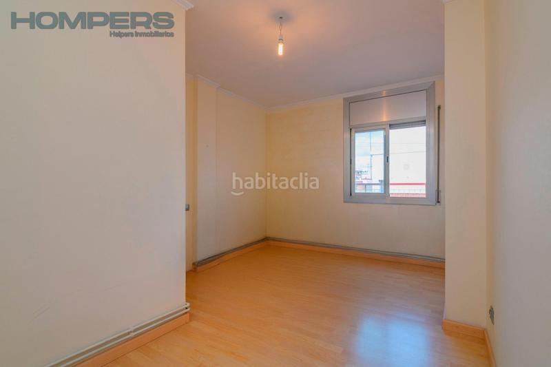 Foto 8c1b67ed-3531-43a3-b370-cc287643b68d. Penthouse with heating parking in Sanfeliu Hospitalet de Llobregat (L´)