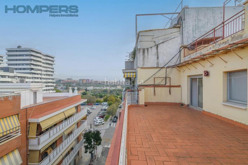 Foto a3eb97a7-faba-4b22-a1b3-ff7fc77e7d31. Penthouse with heating parking in Sanfeliu Hospitalet de Llobregat (L´)