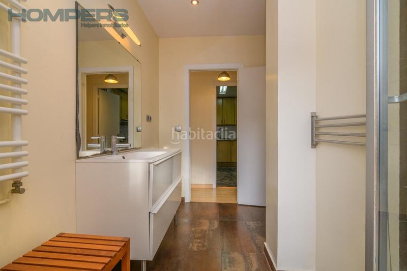 Foto b555ac31-8de8-4842-aaff-4d598052f053. Penthouse with heating parking in Sanfeliu Hospitalet de Llobregat (L´)