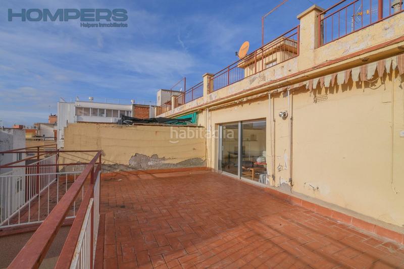 Foto ee7f488c-cbae-4e35-be16-142c9570cacc. Penthouse with heating parking in Sanfeliu Hospitalet de Llobregat (L´)