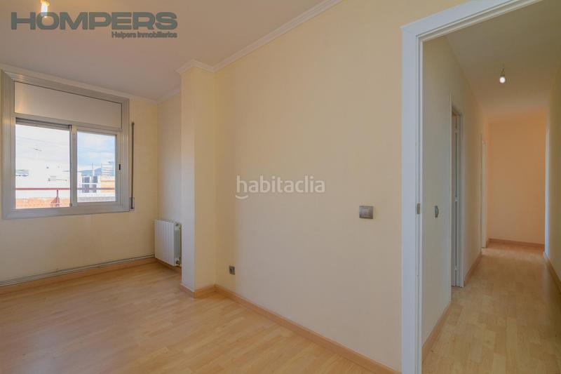 Foto f1af7f17-1c05-4654-9d2f-13f058ae1101. Penthouse with heating parking in Sanfeliu Hospitalet de Llobregat (L´)