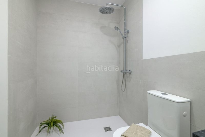 Foto fd90947f-ebda-4aae-a62f-8f58877c091a. Dúplex a Sant Andreu de Palomar Barcelona