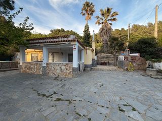 Masia a Vilaplana. Casa unifamiliar reformada con parcela de 855 m2, pozo propio, b