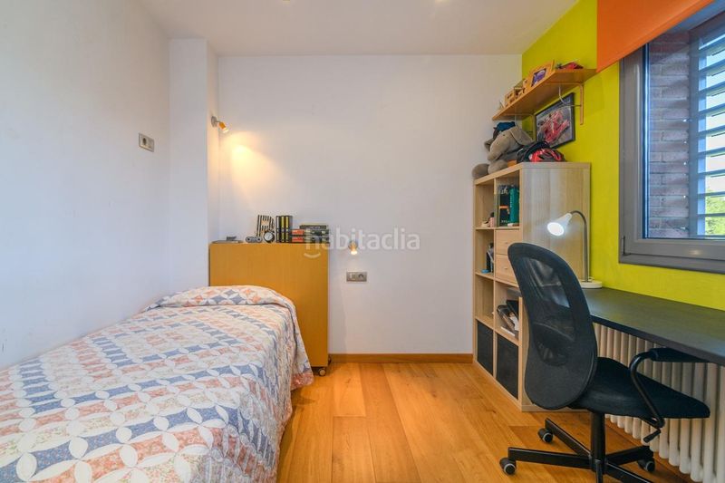 Foto 4cb600e2-2e37-4425-ad50-7dff1deb25cb. Casa amb aparcament a Vallirana