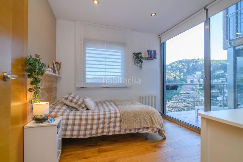 Foto b9850669-fc96-40ab-a648-ae76ae20e159. Casa amb aparcament a Vallirana