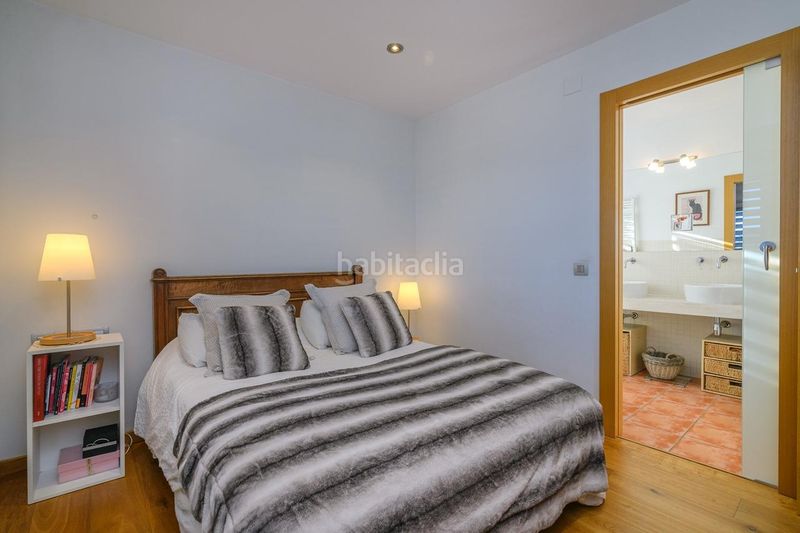 Foto be631c07-4e4f-4170-9dbc-0e0662e920f1. Casa amb aparcament a Vallirana