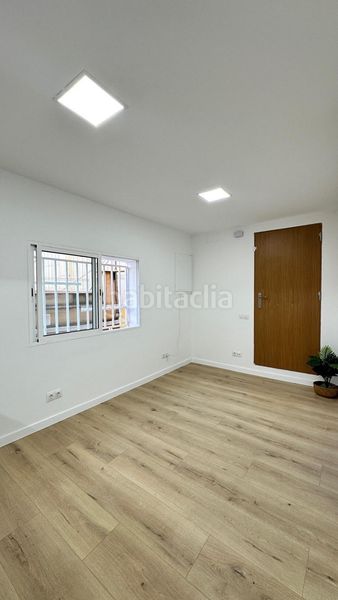 Foto 1d872330-879d-4731-987f-ac60c9a172d5. Apartament a Carmel Barcelona