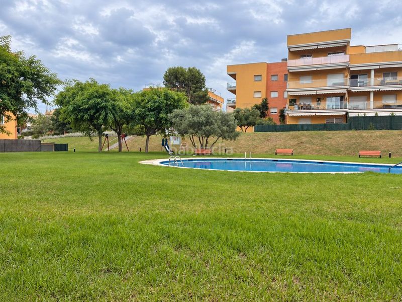 Foto d72a2849-bb77-417f-87dd-9c5a7060ef5e. Planta baixa amb aparcament piscina a pla de maset - cap de Salou Salou