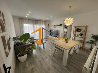 Pis  Avinguda de catalunya. Piso en venta en cervera reformado