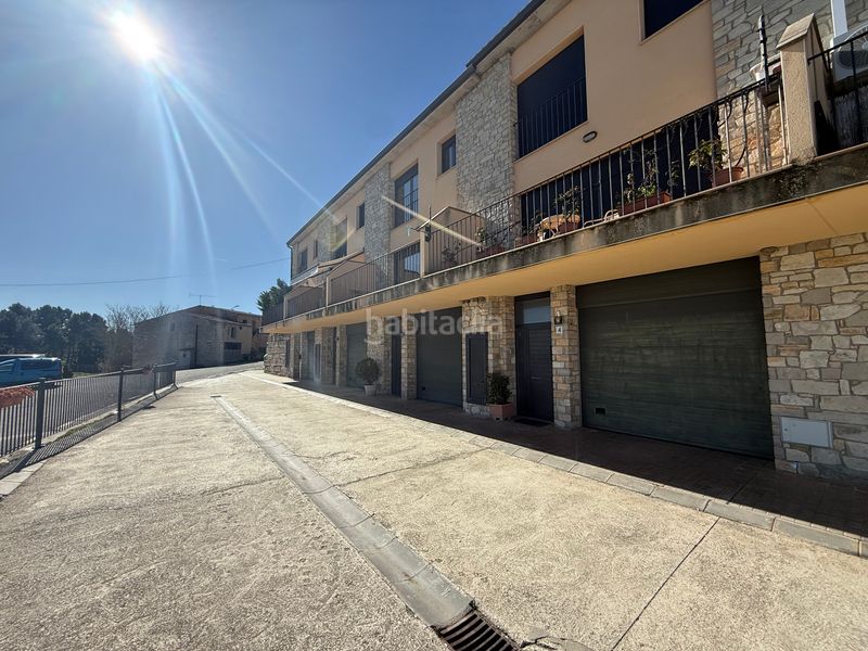 Foto 359119ee-2caf-4cbb-8d2e-e7e87fc6dd4c. Casa adossada amb xemeneia calefacció aparcament a Ribera d´Ondara