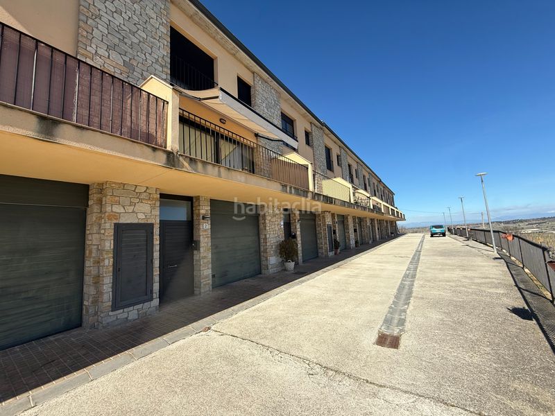 Foto c01e9a15-07f4-4f1a-8bb1-d32eebd3bb2d. Casa adossada amb xemeneia calefacció aparcament a Ribera d´Ondara