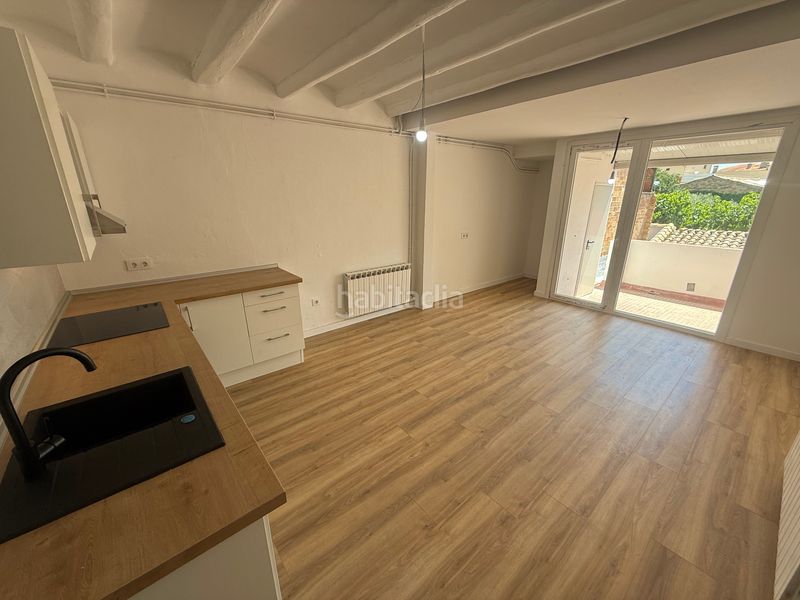 Foto b985c886-0ae7-433e-ae1f-faff7ebf2e22. Casa adossada amb calefacció aparcament a Tàrrega