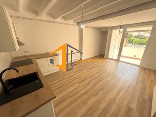 Casa adosada  Carrer del mestre g�ell. Casa en venta | t�rrega