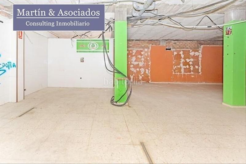 Foto f9375dbc-9408-41a9-8576-e92f9d786a45. Local comercial a dolores ibarruri 2 a Centro Utrera